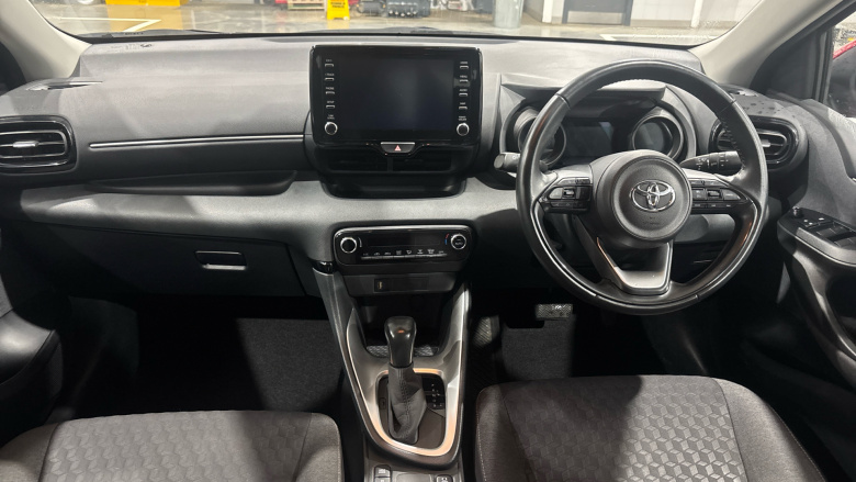 Toyota Yaris 1.5 Hybrid Design 5dr CVT Hybrid Hatchback